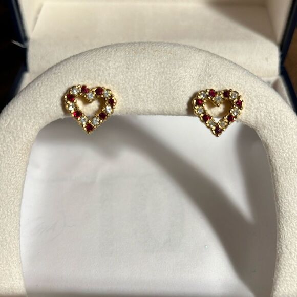 Avon heart red white crystal rhinestone heart stud post earrings - Picture 1 of 4